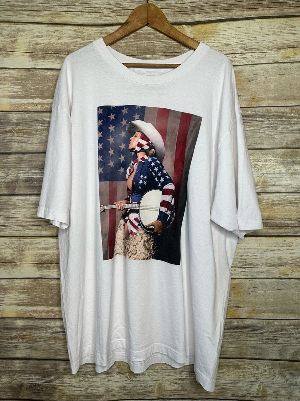 2025 Cowboy Carter Tour Stars & Strings Tee
Size: 2XL